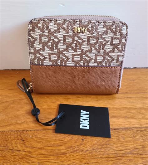 dkny wallet sale.